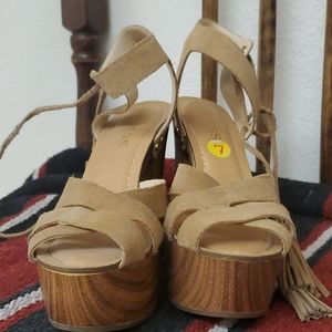 Guess platform heels